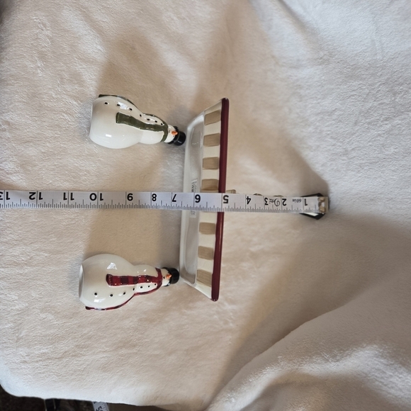 Grasslands Road MERRY - SNOWMAN 6.75" Salt & Pepper w/ Tray 3Pc Set Lamppost - Picture 12 of 12